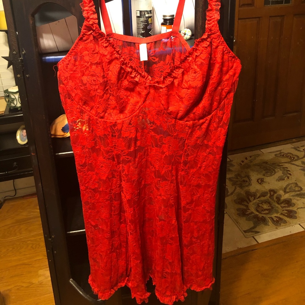 Cacique lingerie, size 24/26, NWOT, wires in cups